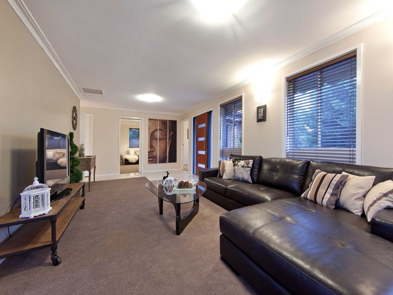 6 Muirfield Court, Frankston VIC 3199