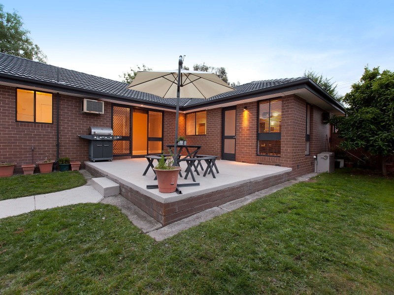 6 Muirfield Court, Frankston VIC 3199