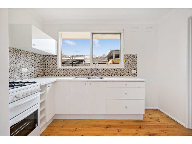 72 Taketa Crescent, Frankston VIC 3199