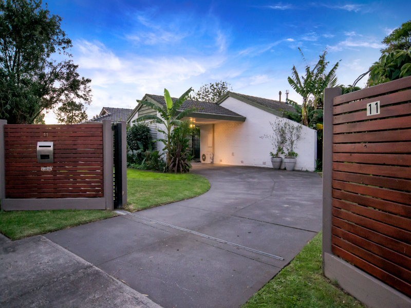 11 McBride Crescent, Seaford VIC 3198