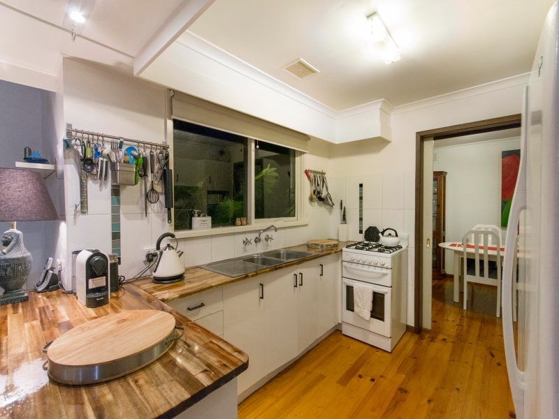 11 McBride Crescent, Seaford VIC 3198