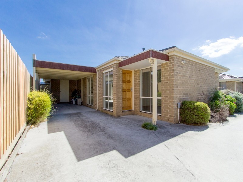 2/33 Orwill Street, Frankston VIC 3199