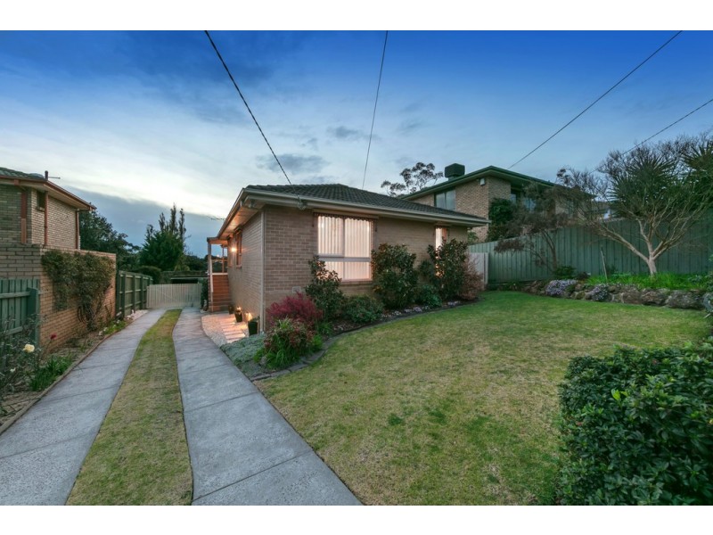 99 McMahons Road, Frankston VIC 3199