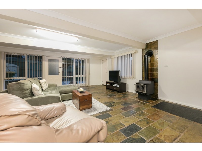 99 McMahons Road, Frankston VIC 3199