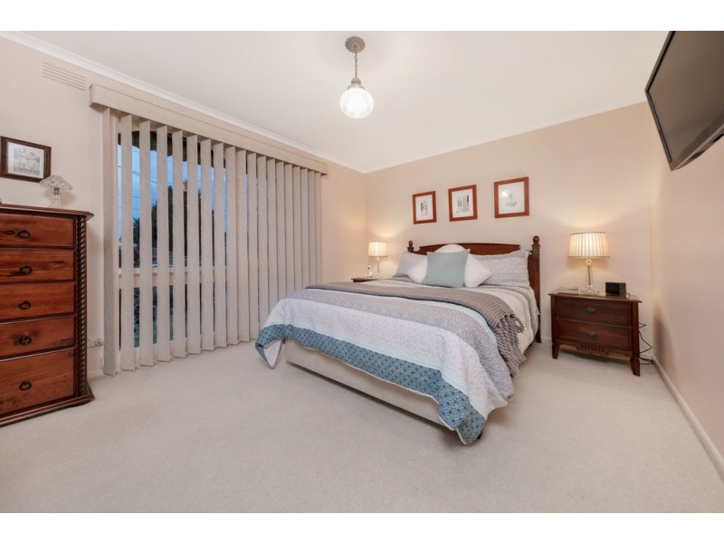 99 McMahons Road, Frankston VIC 3199