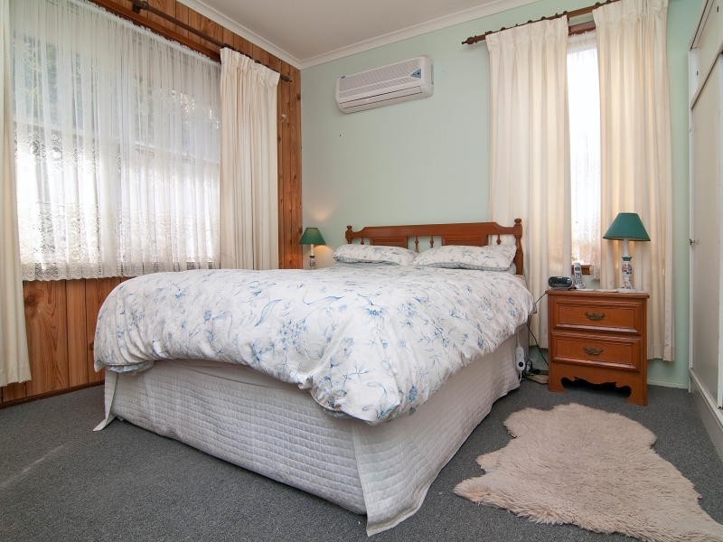 17 Ribbon Court, Frankston North VIC 3200