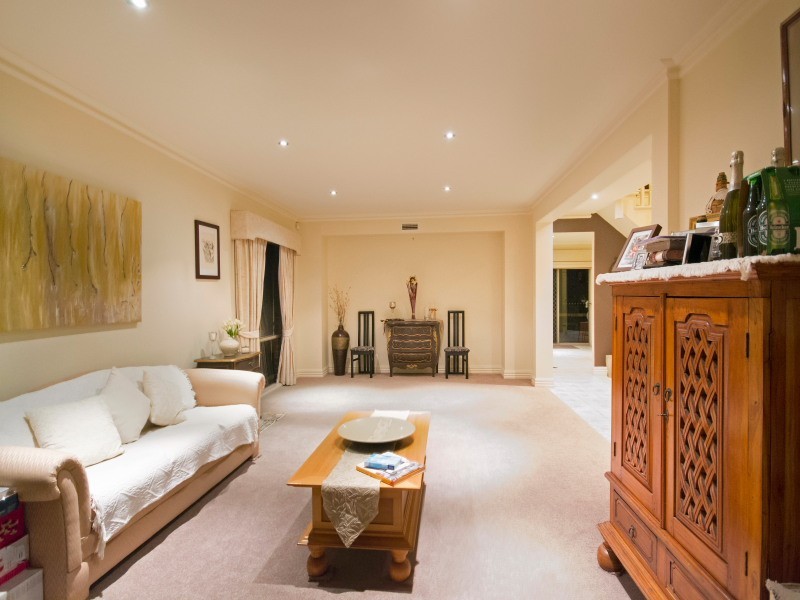 10 Manor Drive, Frankston South VIC 3199