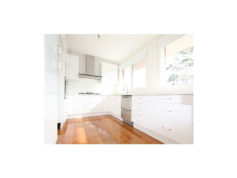 5 Pericoe Street, Frankston VIC 3199