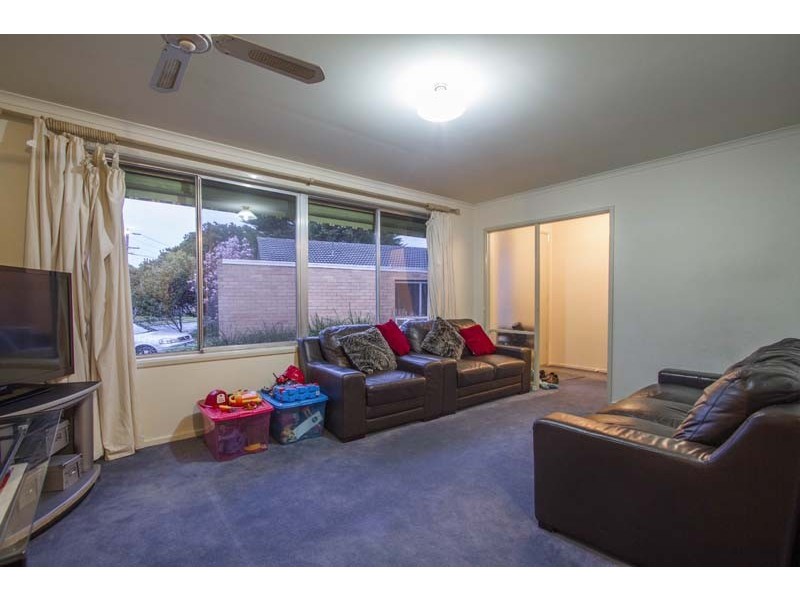 13 Gretana Crescent, Frankston VIC 3199
