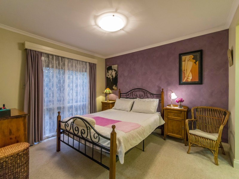 6 Apollo Court, Frankston VIC 3199