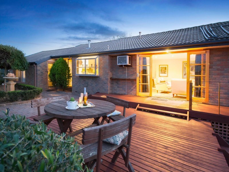 6 Apollo Court, Frankston VIC 3199