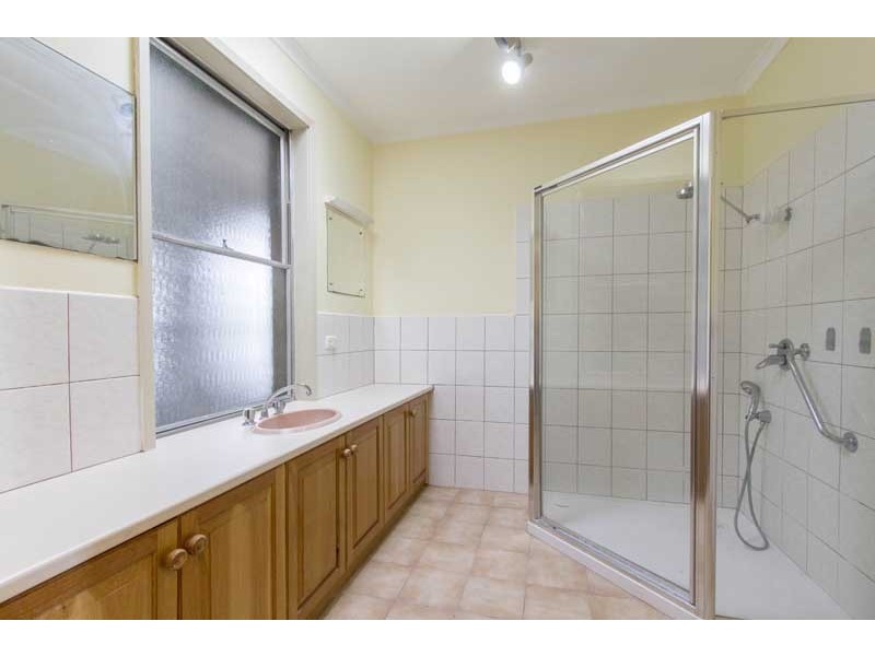 44 Excelsior Drive, Frankston North VIC 3200