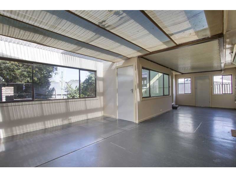 44 Excelsior Drive, Frankston North VIC 3200