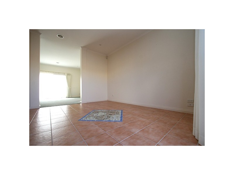 9/284-285 Nepean Highway, Seaford VIC 3198