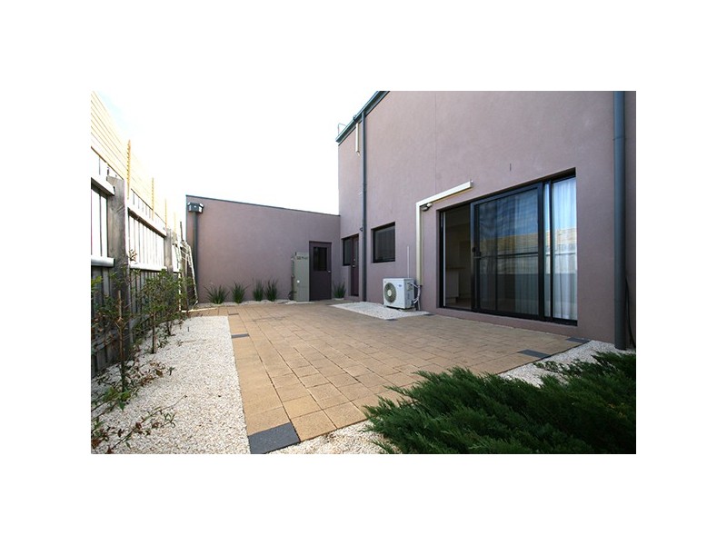 9/284-285 Nepean Highway, Seaford VIC 3198