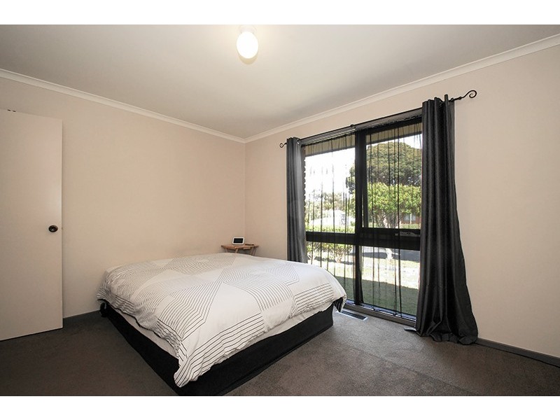9 Chamouni Court, Frankston VIC 3199