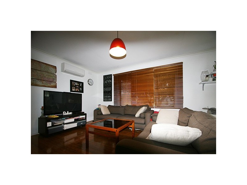 1/4 Lewis Street, Frankston VIC 3199