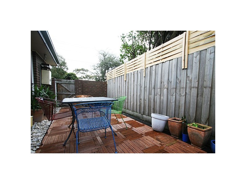 1/4 Lewis Street, Frankston VIC 3199
