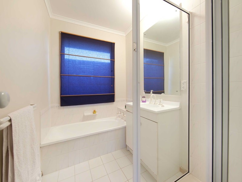 13 Fieldlark Court, Carrum Downs VIC 3201