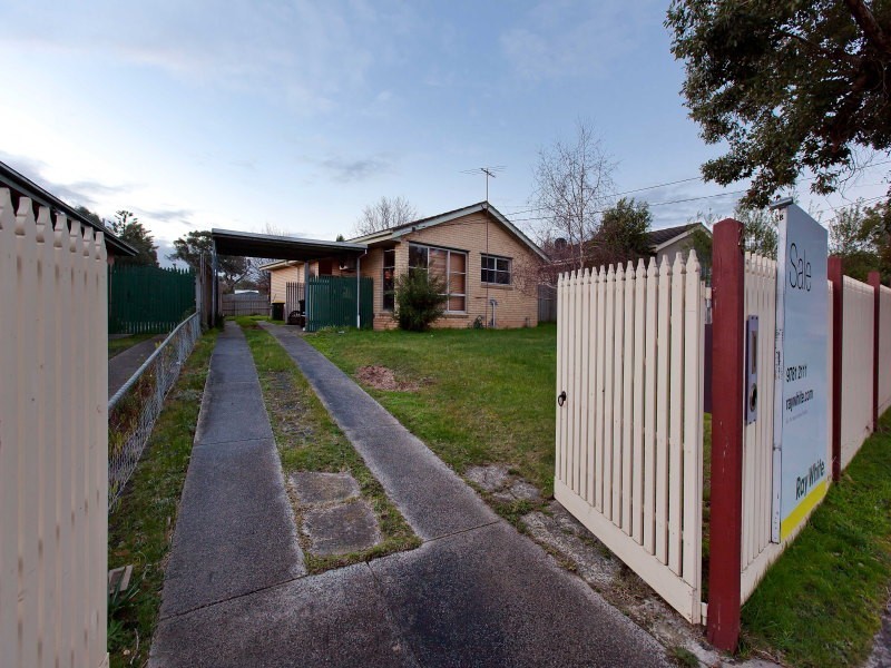 23 Silver Avenue, Frankston North VIC 3200