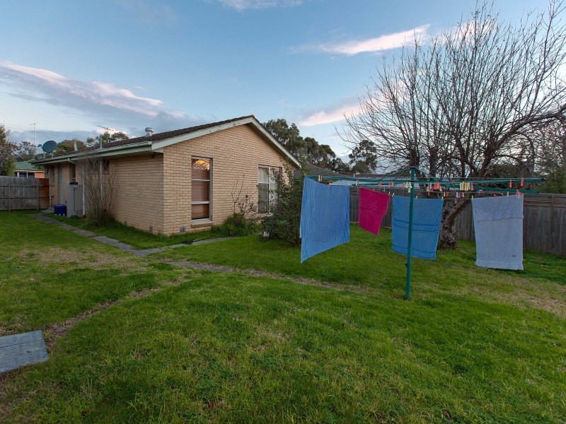 23 Silver Avenue, Frankston North VIC 3200