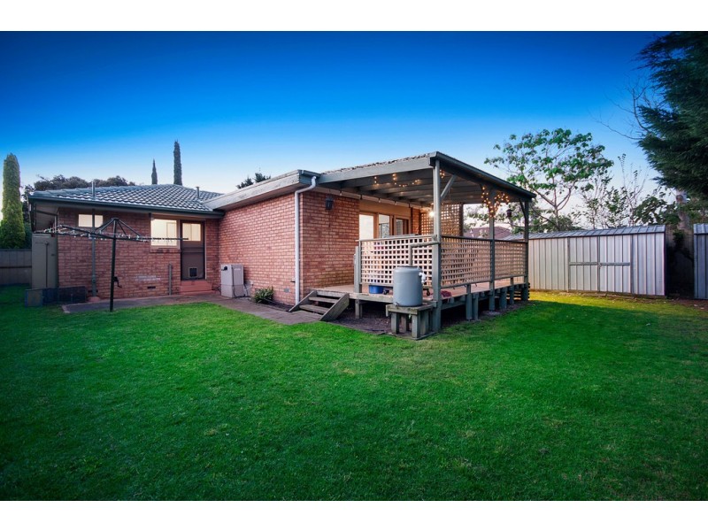 62 Dunsterville Crescent, Frankston VIC 3199