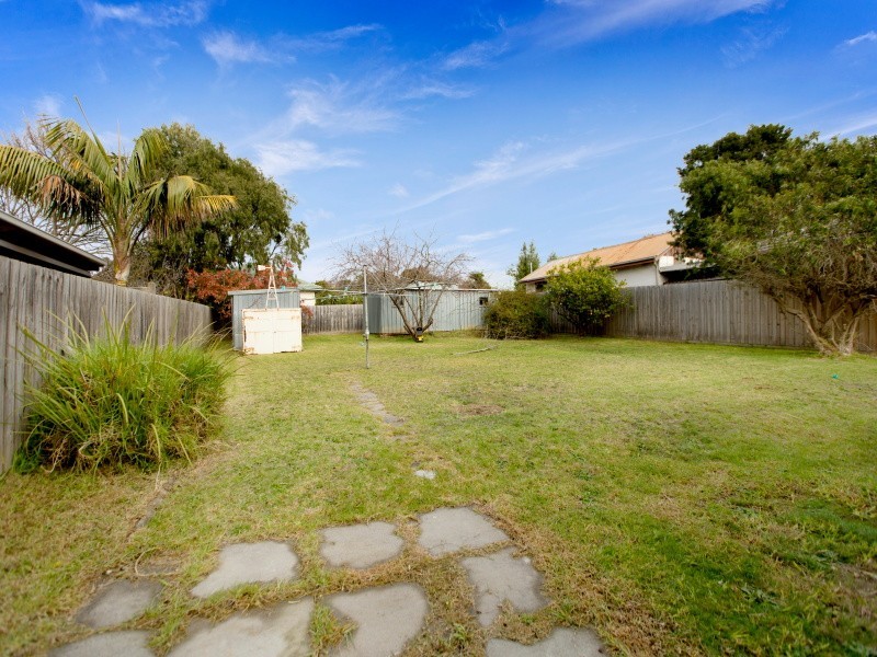 14 Gowrie Avenue, Frankston South VIC 3199
