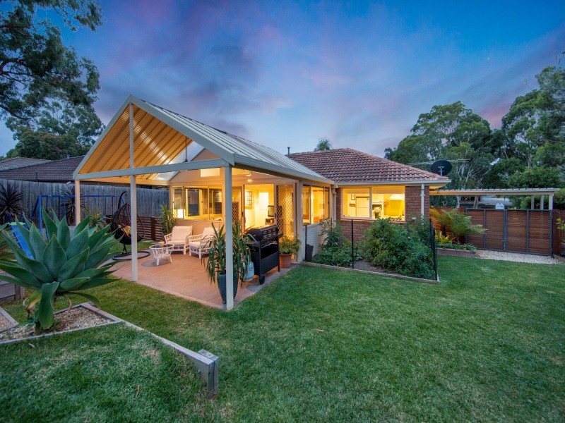 88 Raphael Crescent, Frankston VIC 3199