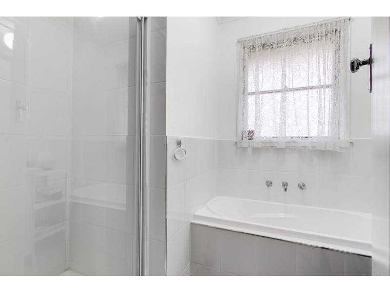 78 Forest Drive, Frankston North VIC 3200