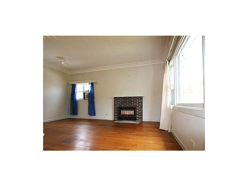 242 Frankston Dandenong Road, Seaford VIC 3198