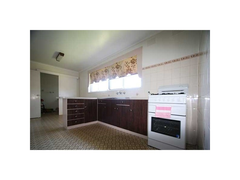 151 Karingal Drive, Frankston VIC 3199