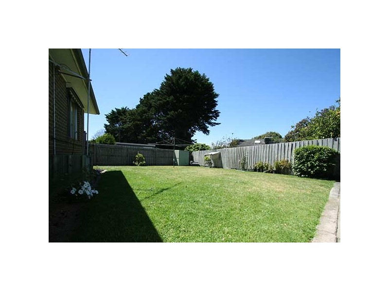 151 Karingal Drive, Frankston VIC 3199