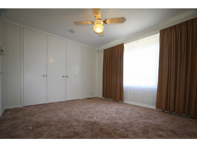 151 Karingal Drive, Frankston VIC 3199