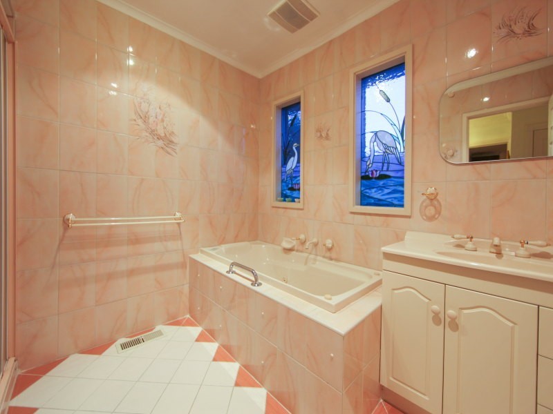 4 Brunei Grove, Frankston VIC 3199