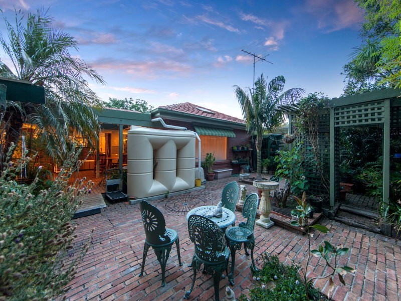 4 Brunei Grove, Frankston VIC 3199