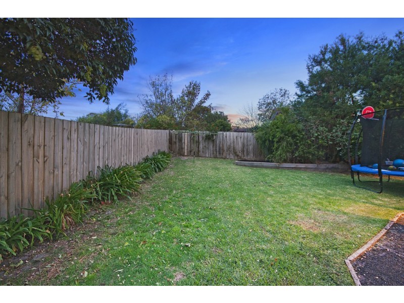 5 Merlin Court, Frankston VIC 3199