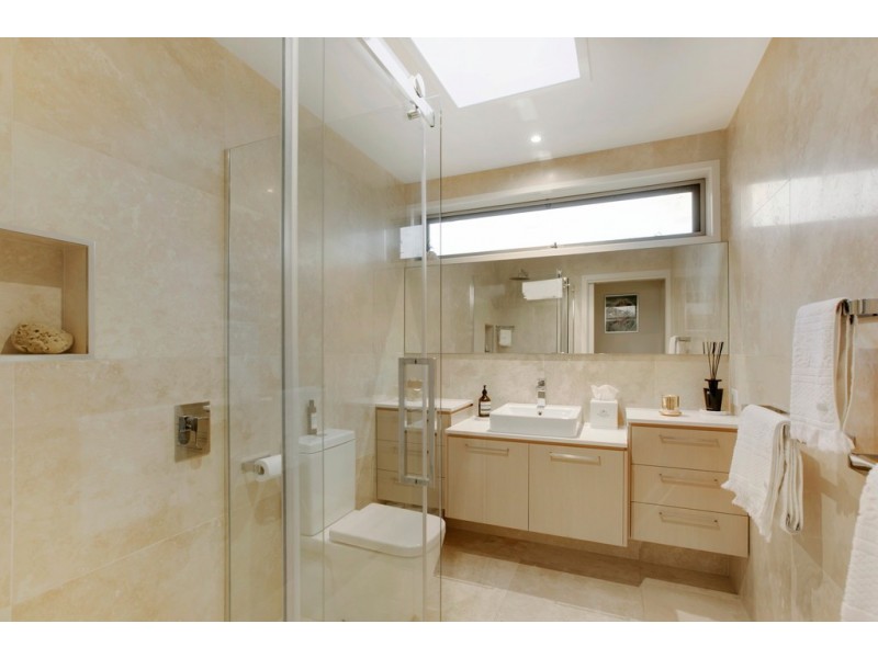 32 Fleetwood Crescent, Frankston South VIC 3199