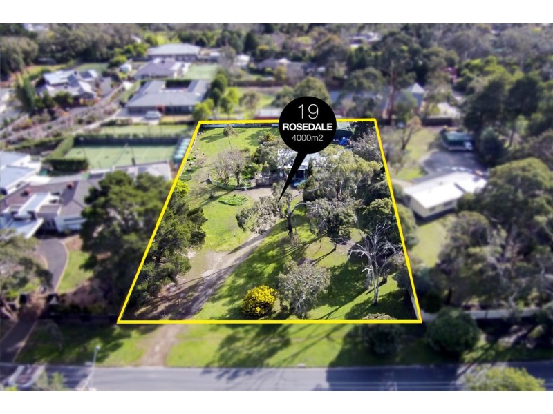19 Rosedale Grove, Frankston South VIC 3199