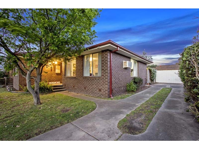 37 Sassafras Drive, Frankston VIC 3199