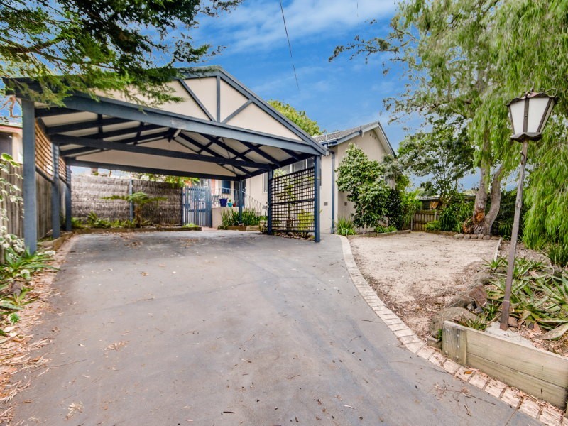26 Derna Crescent, Frankston VIC 3199