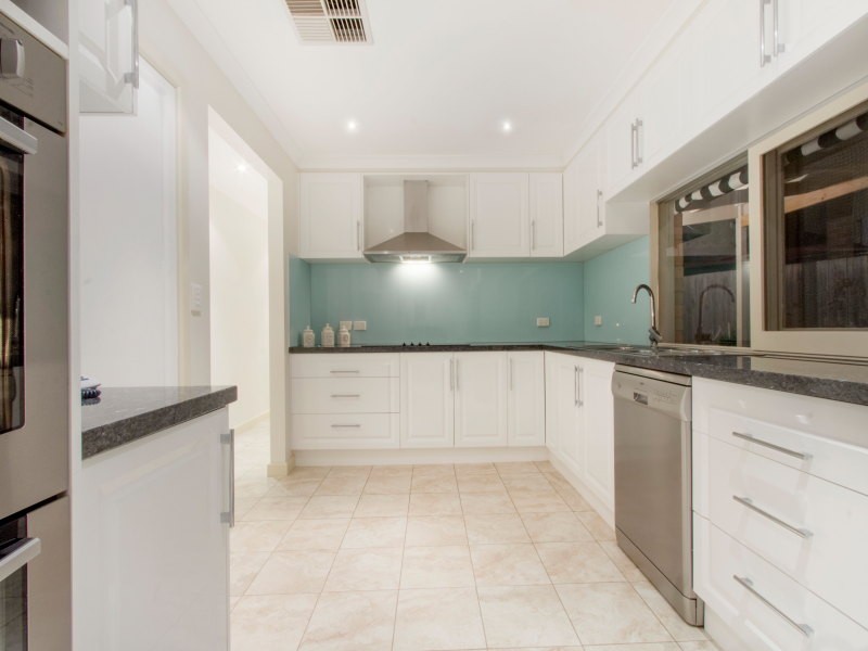 6 Abor Court, Frankston VIC 3199