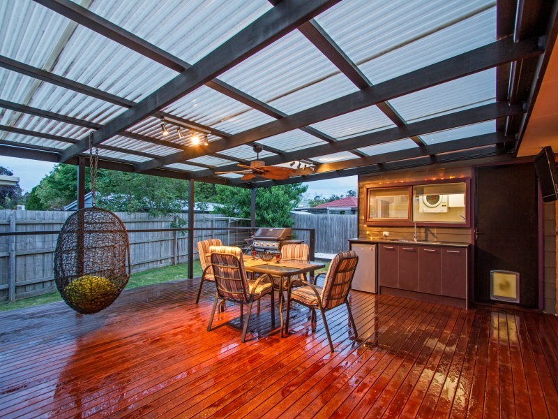 39 Silvertop Crescent, Frankston North VIC 3200