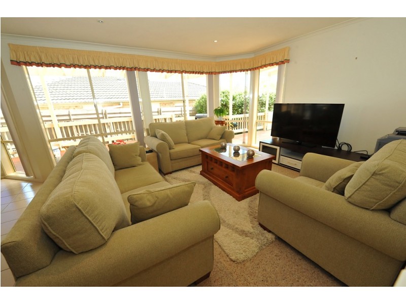 21 Raleon Avenue, Frankston South VIC 3199