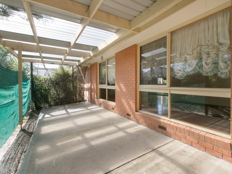 2 Gretel Court, Frankston VIC 3199