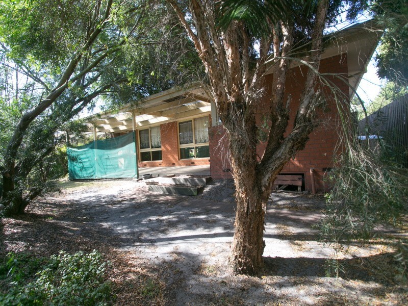 2 Gretel Court, Frankston VIC 3199