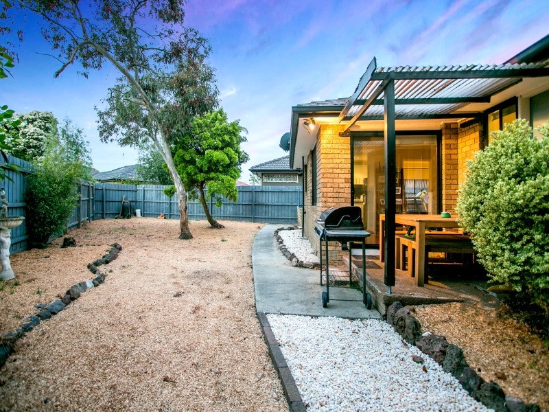 5 Gomi Court, Frankston VIC 3199