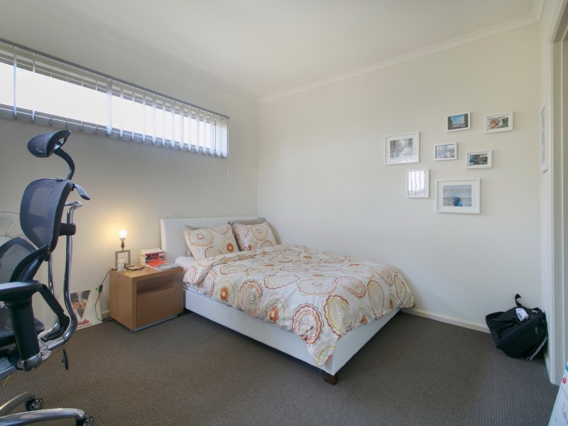 2/5 Heath Avenue, Frankston VIC 3199