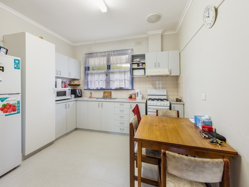5 Eton Court, Frankston VIC 3199