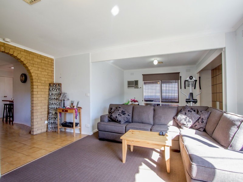 7 Braemar Street, Seaford VIC 3198