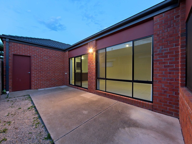 17 Aspendale Place, Lyndhurst VIC 3975